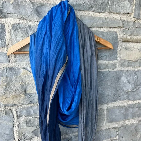 Large Blue Scarf - Picture 4 of 5